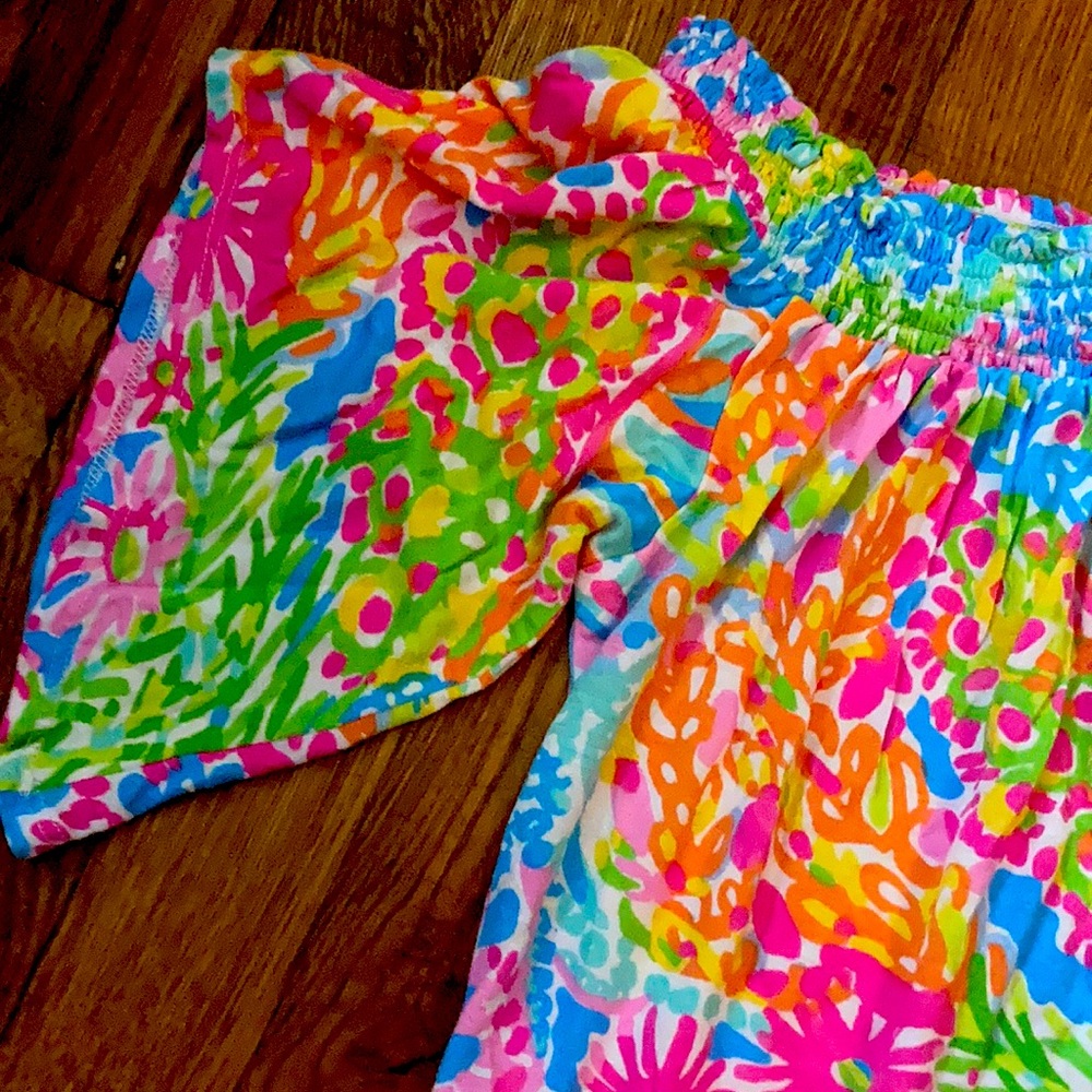 Lilly Pulitzer on or off shoulder top!